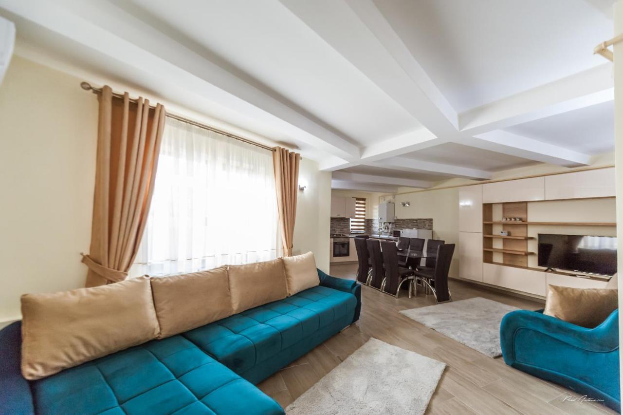 Dany Luxury